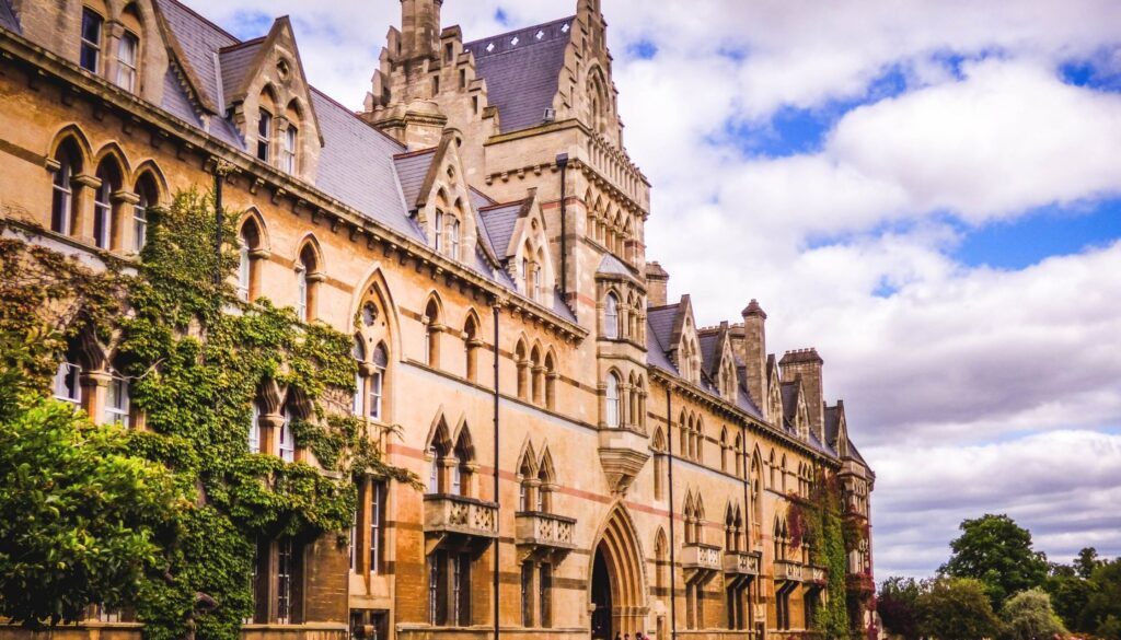 Study Business, Commerce, and Management in Abroad